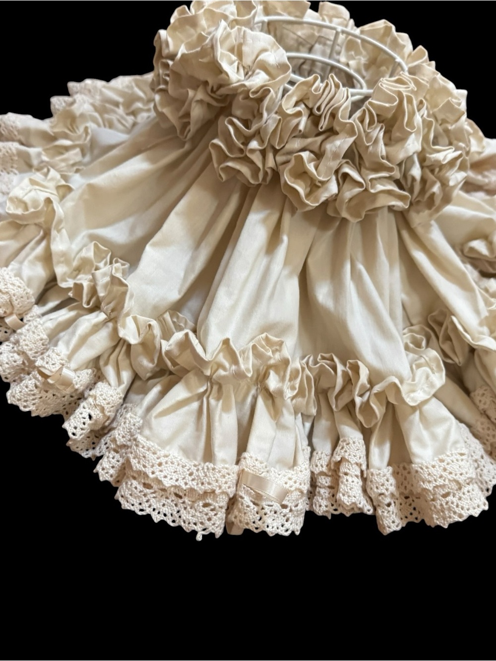 Cottage shabby chic granny core ruffled country cloth lampshade with metal frame